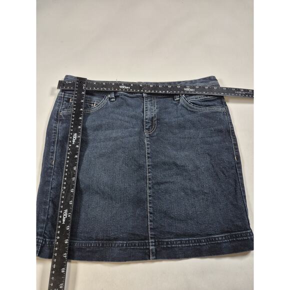 VTG Tommy Hilfiger Denim Skirt Dark Wash Women's Size 12 Classic Preppy Y2K EUC - Picture 5 of 5